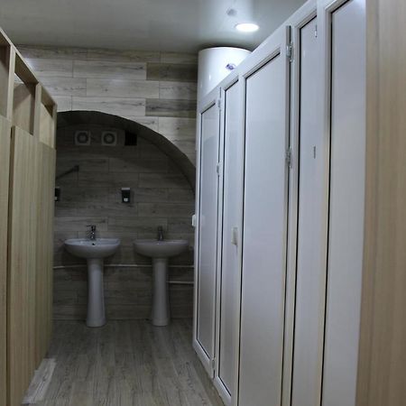 Blossom Hostel Updated ! Обновлено !!! City Center! Perfect Order!!! Snow-White Bed Linen!!! Идеальный Порядок!!! Белоснежное Постельное Белье!!! Центр Города !!! Tbilisi Exteriér fotografie