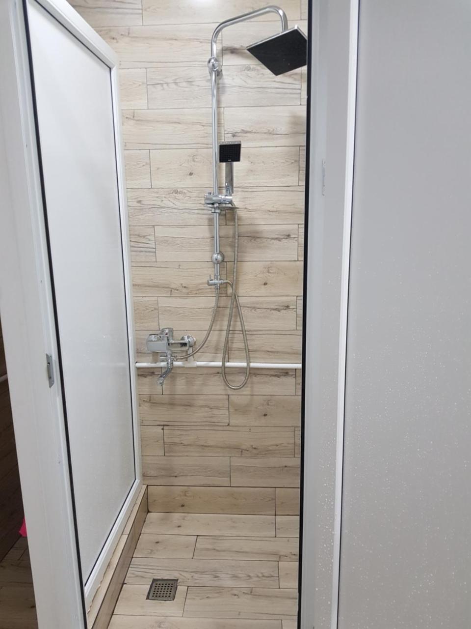 Blossom Hostel Updated ! Обновлено !!! City Center! Perfect Order!!! Snow-White Bed Linen!!! Идеальный Порядок!!! Белоснежное Постельное Белье!!! Центр Города !!! Tbilisi Exteriér fotografie