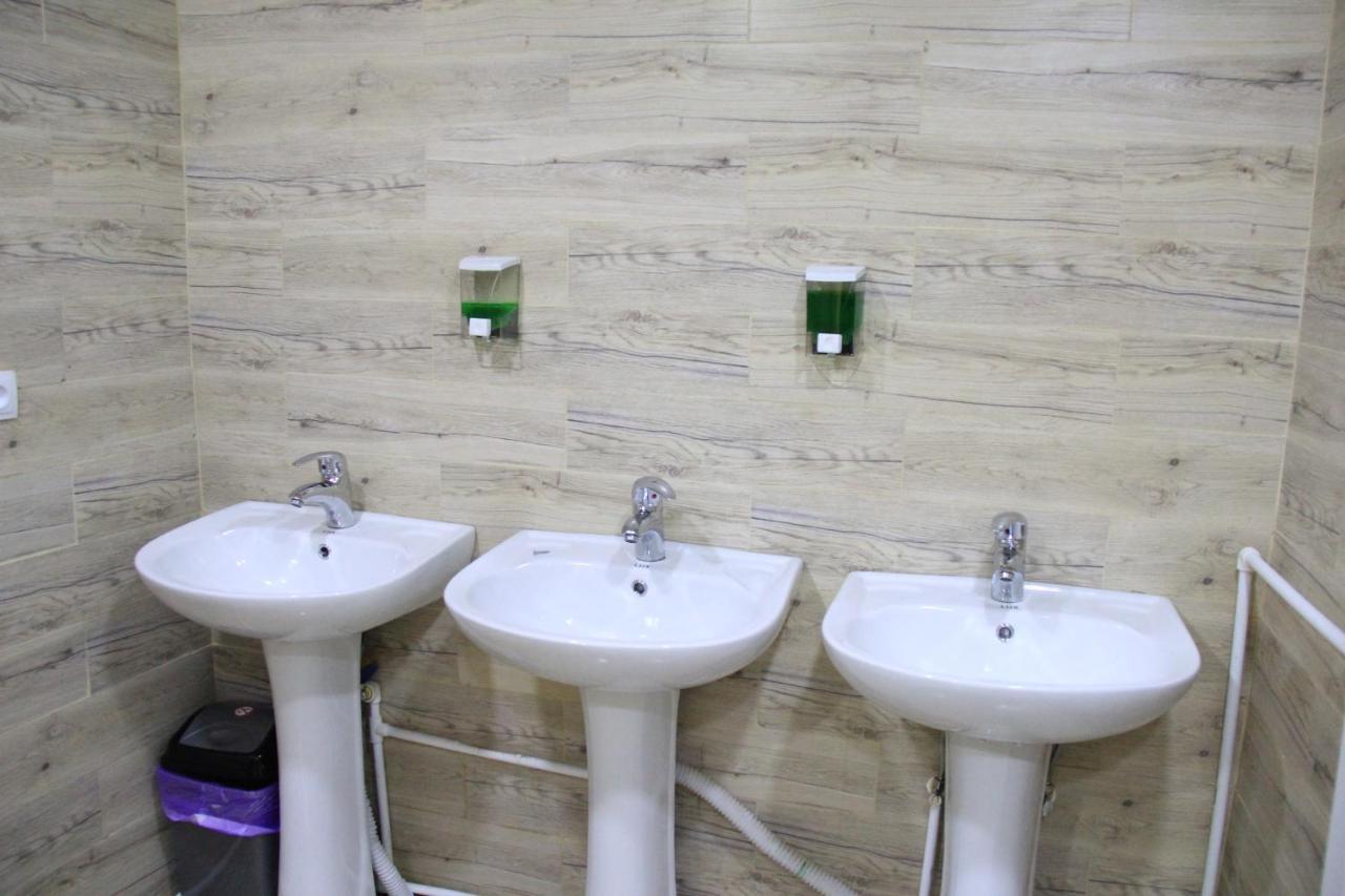 Blossom Hostel Updated ! Обновлено !!! City Center! Perfect Order!!! Snow-White Bed Linen!!! Идеальный Порядок!!! Белоснежное Постельное Белье!!! Центр Города !!! Tbilisi Exteriér fotografie