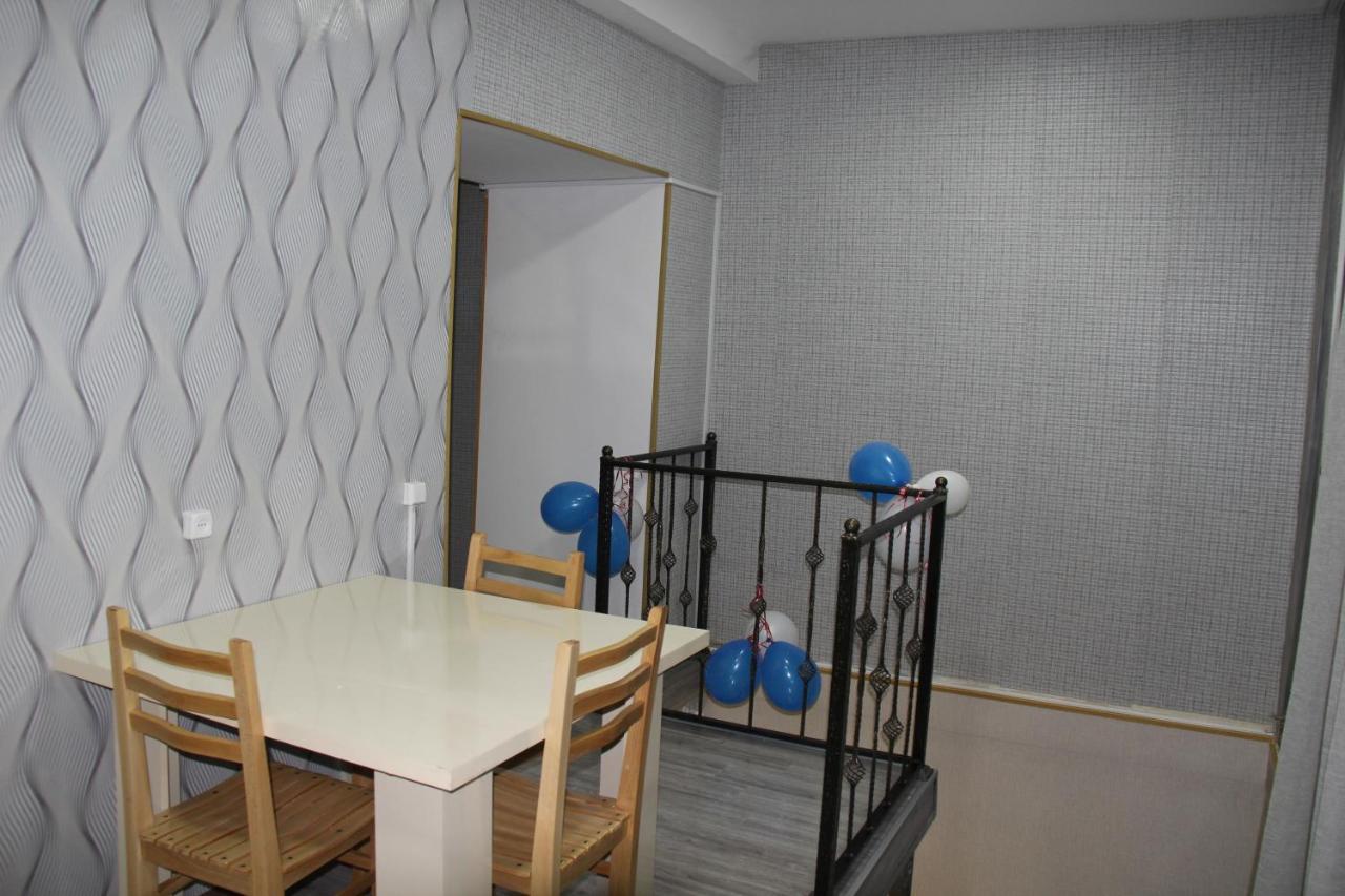 Blossom Hostel Updated ! Обновлено !!! City Center! Perfect Order!!! Snow-White Bed Linen!!! Идеальный Порядок!!! Белоснежное Постельное Белье!!! Центр Города !!! Tbilisi Exteriér fotografie