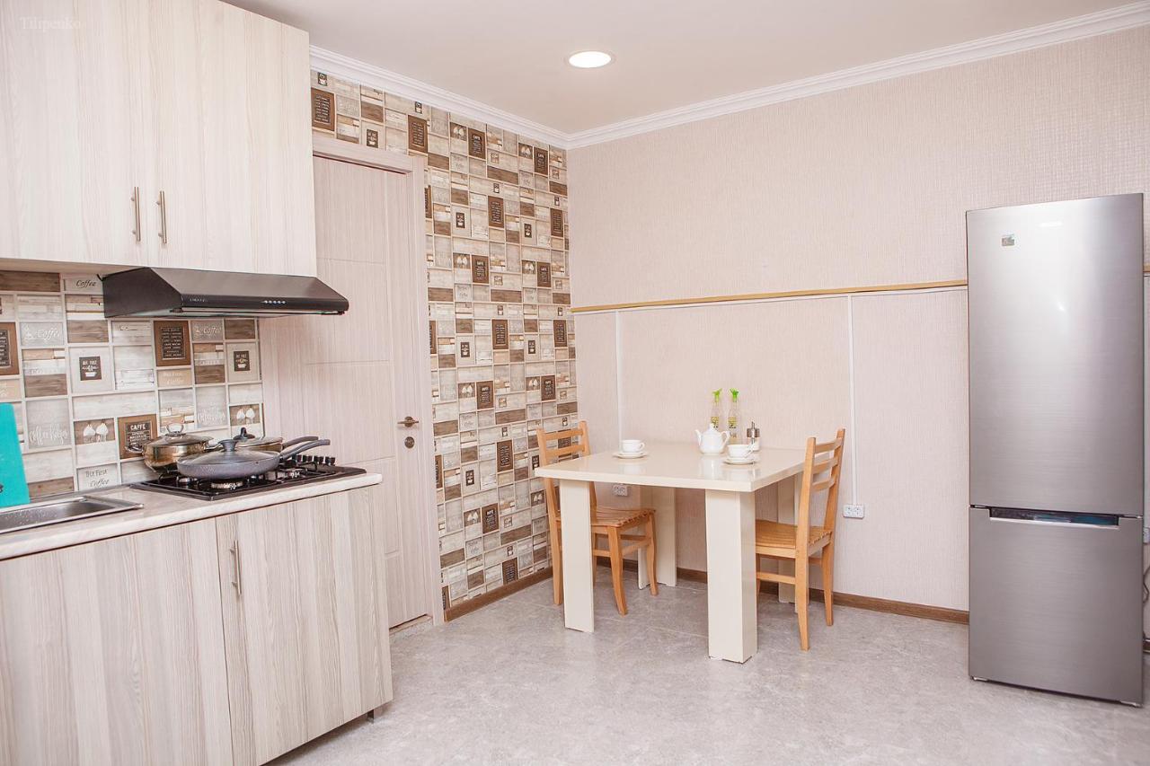 Blossom Hostel Updated ! Обновлено !!! City Center! Perfect Order!!! Snow-White Bed Linen!!! Идеальный Порядок!!! Белоснежное Постельное Белье!!! Центр Города !!! Tbilisi Exteriér fotografie
